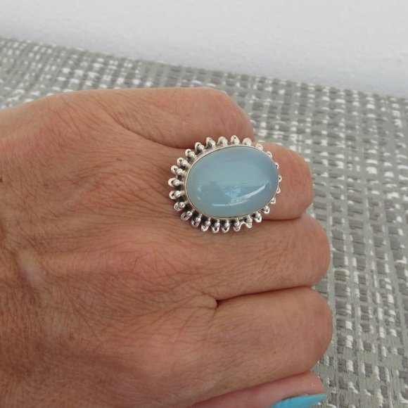 925 Silver 15mm Oval Chalcedony Cocktail Ring Sz 6 New - Picture 2 of 7